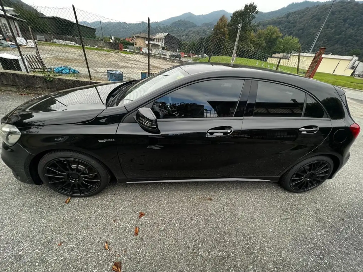 Mercedes-Benz 180 Classe a 180 allestimento amg Nero - 1