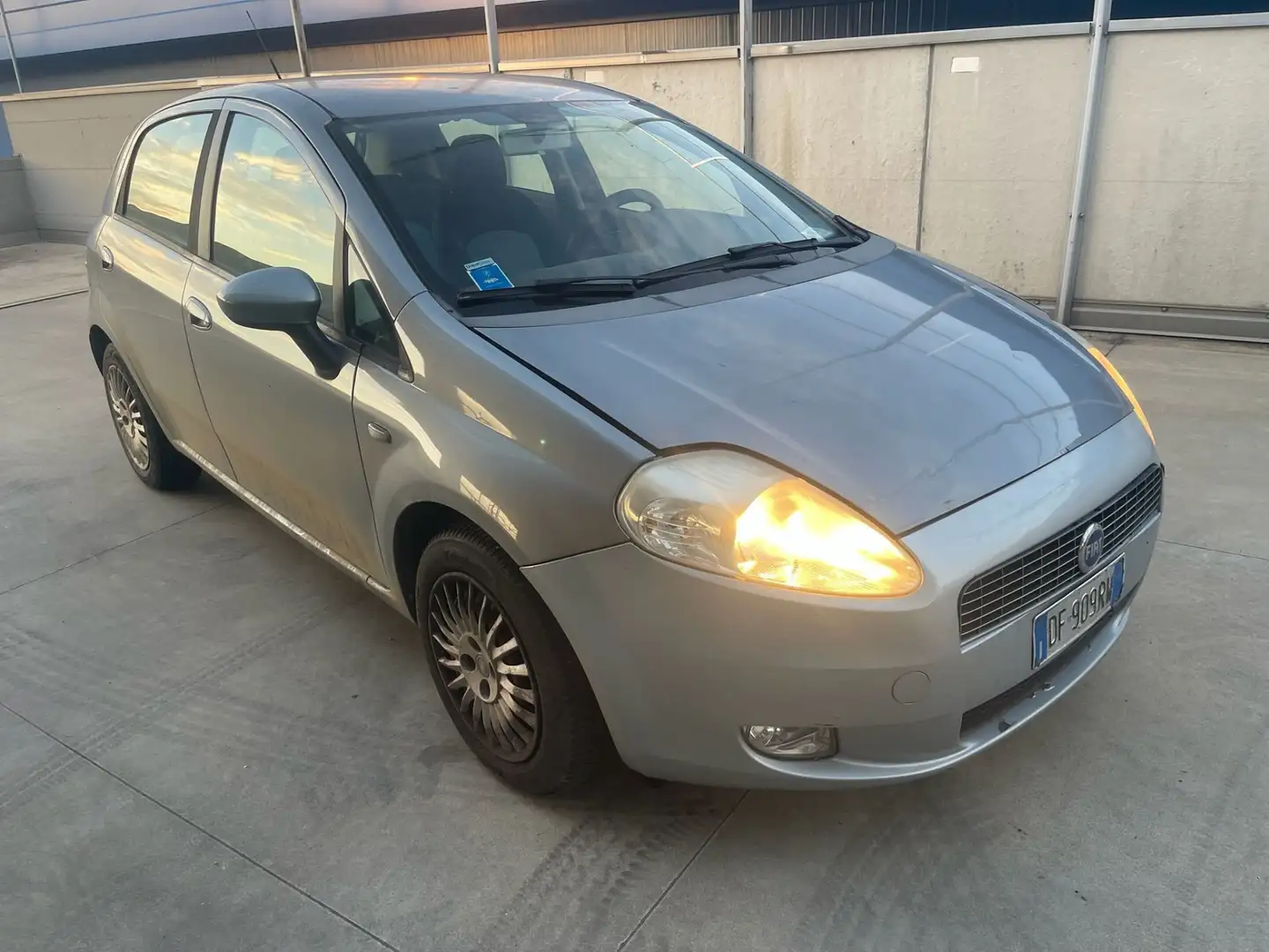 Fiat Grande Punto 5p 1.2 GPL - 1