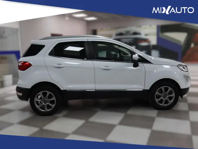 Ford Ecosport view 3