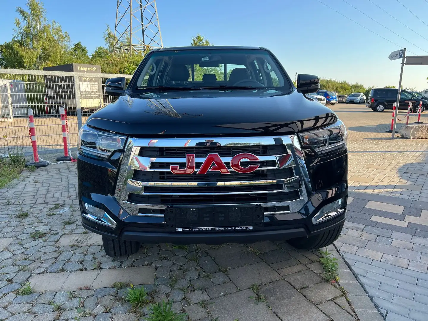 JAC 8 Pro Pick Up Doka,4x4, INKL AUTOGASANLAGE Schwarz - 2