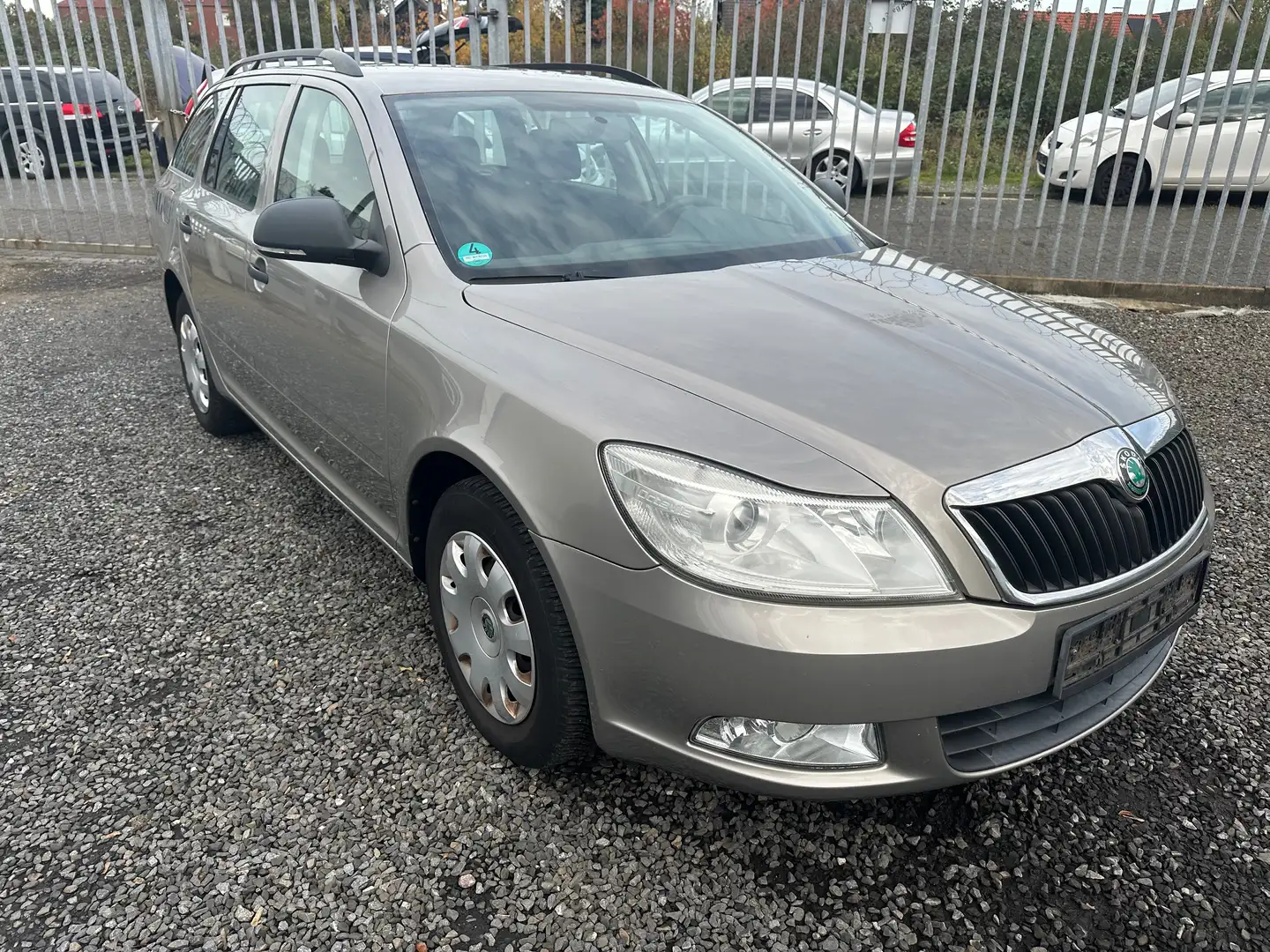 Skoda Octavia Fun Gris - 1