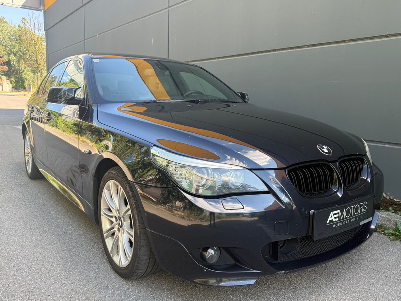 BMW 525 *M-PAKET*HUD*NAVI*XENON*SCHIEBEDACH*KREDIT*