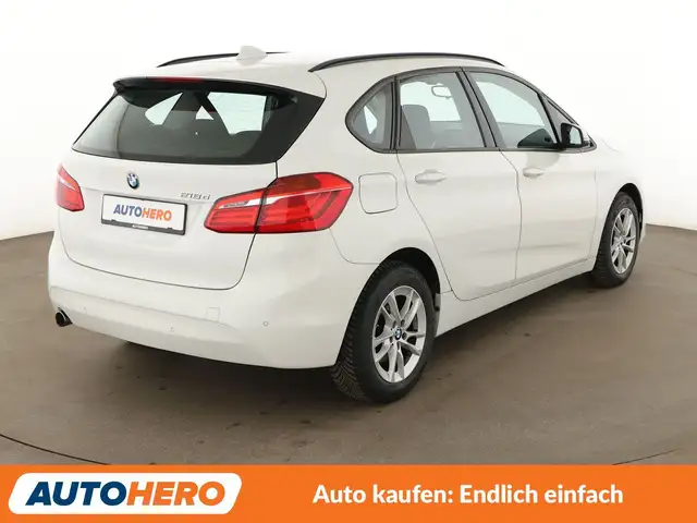 BMW 2 Series view 6