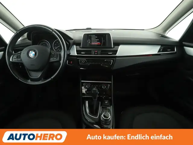BMW 2 Series view 12