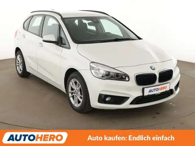 BMW 2 Series view 8