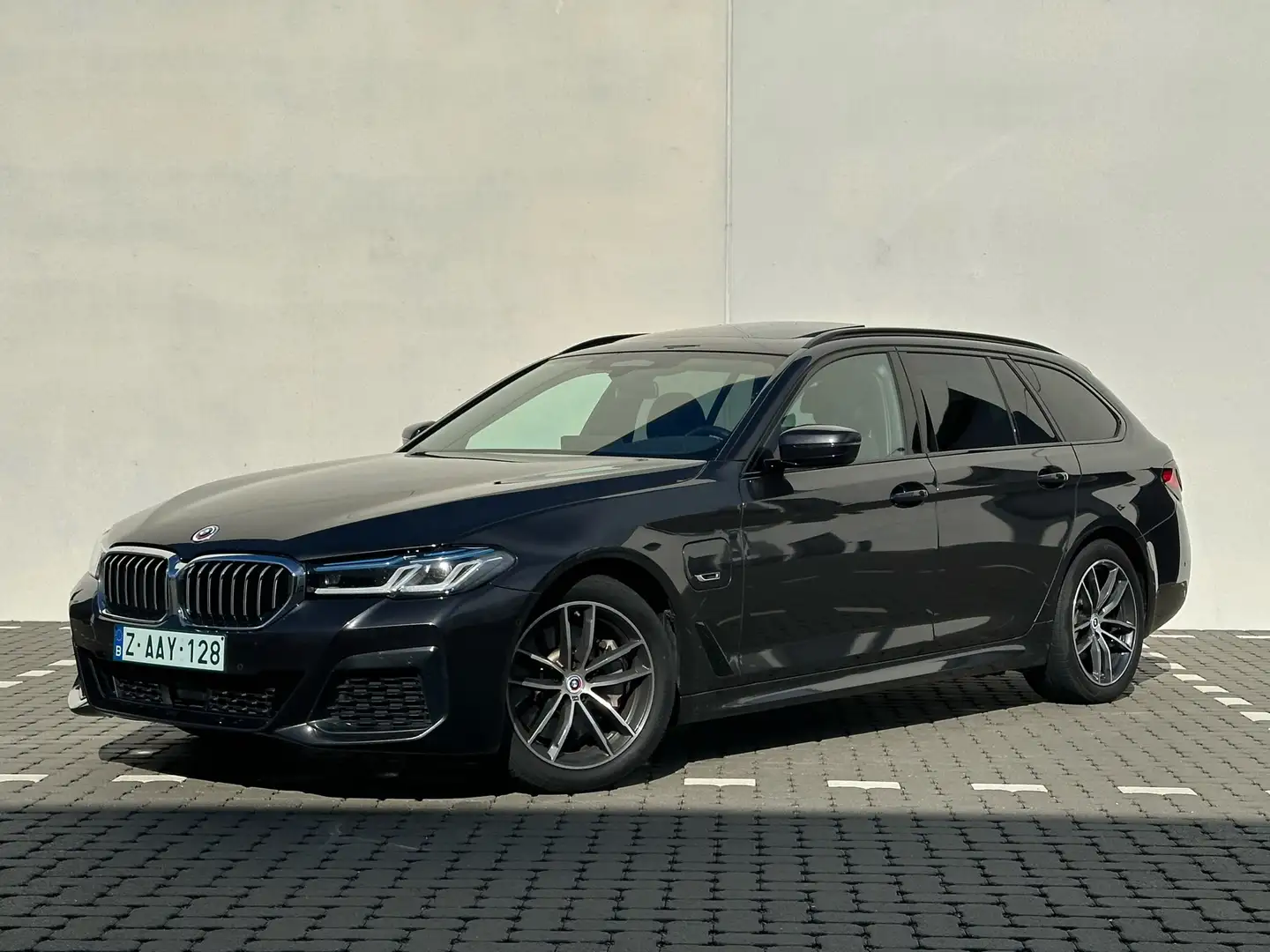 BMW 530 e Touring M-Pack (Pano,ACC,Camera,HUD,…) Gris - 1