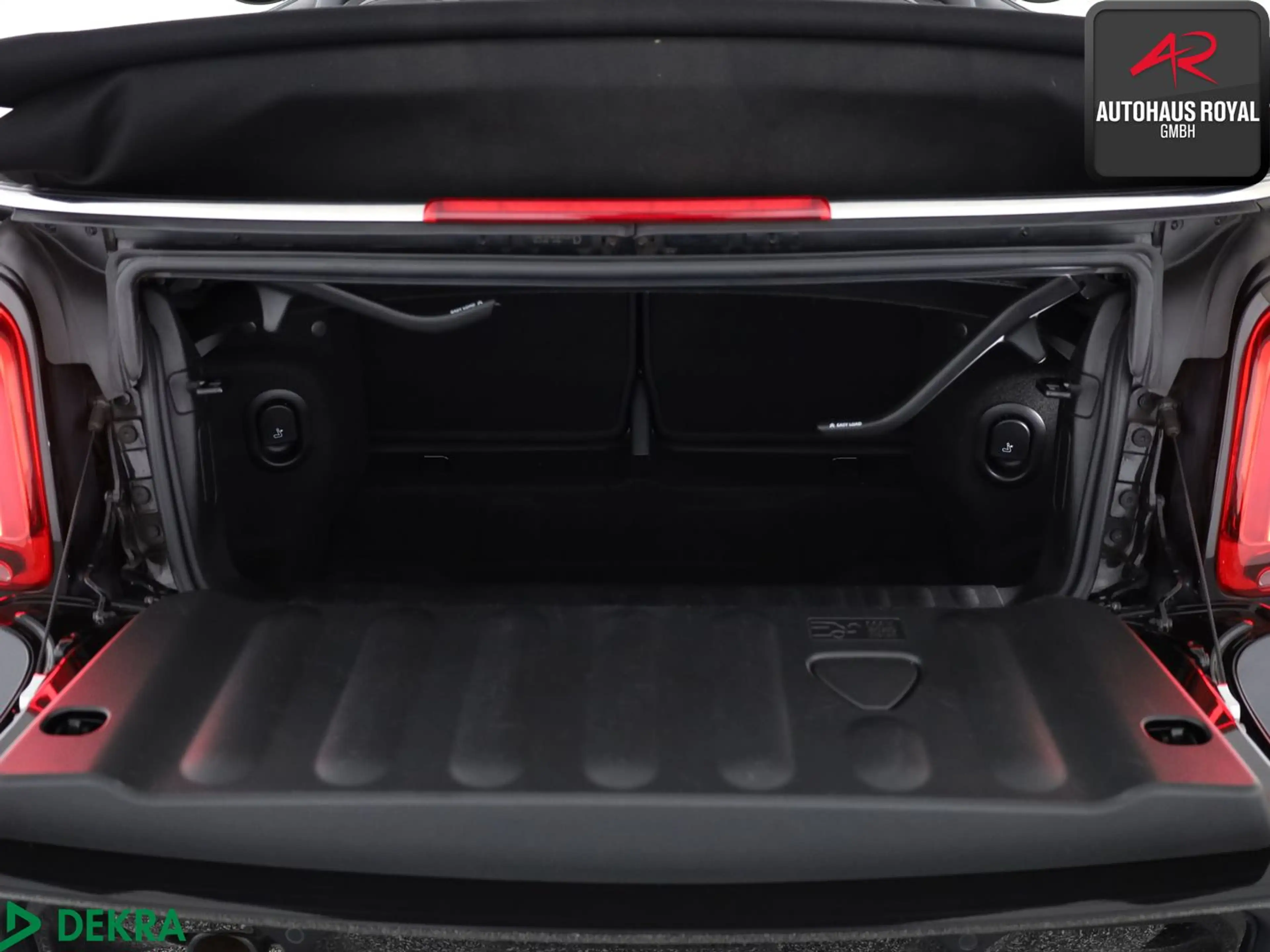 MINI Cooper Cabrio JOHN COOPER WORKS TRIM ACC,KAMERA — photo 15