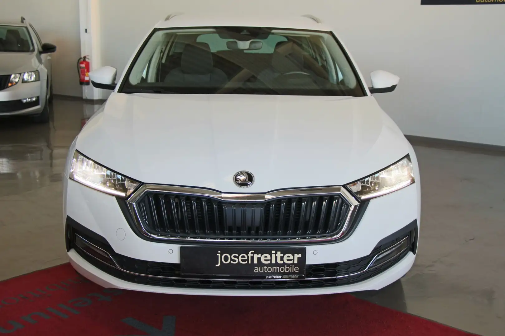Skoda Octavia Kombi Style 2.0 TDI DSG Head-up/AHK/NAVI Weiß - 2