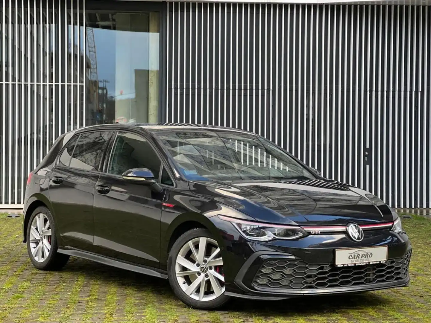 Volkswagen Golf GTI Performance / 244 PS / Car Play / Automatique / Noir - 2