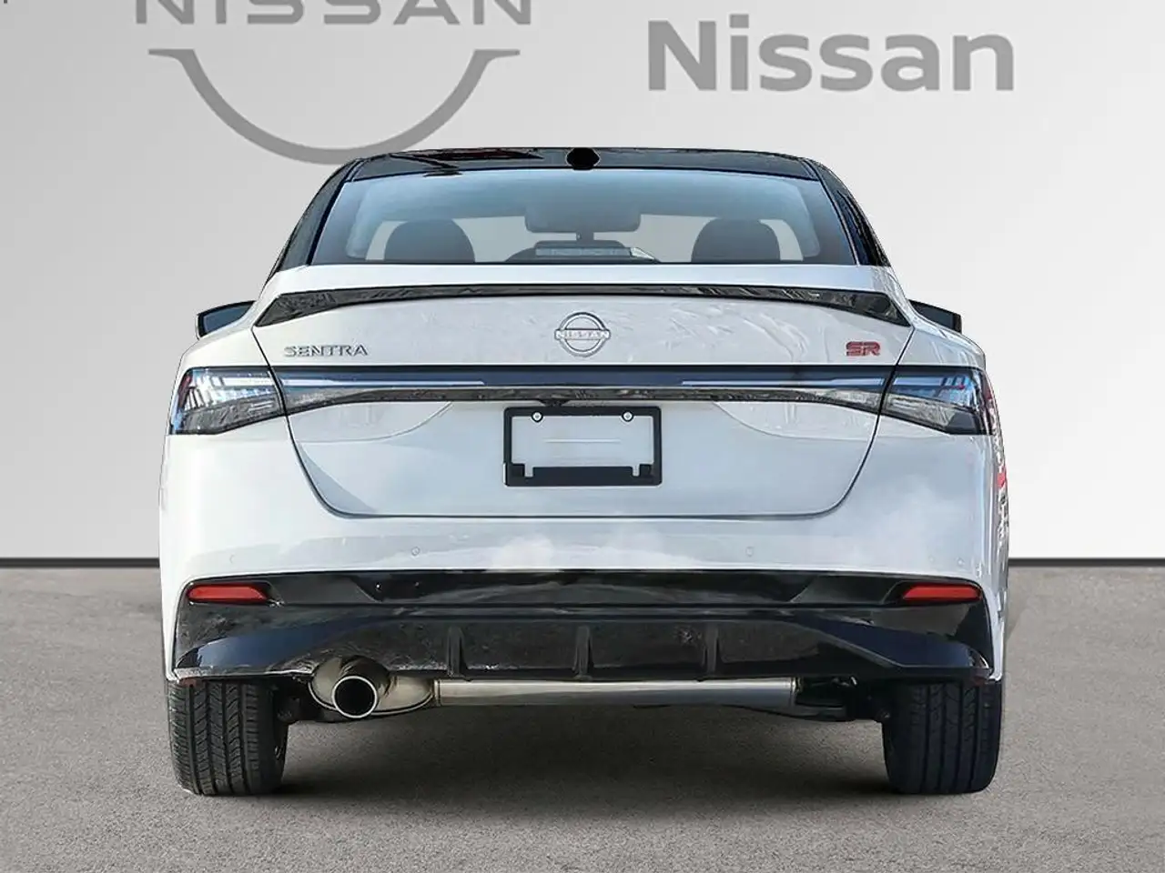 Nissan Sentra fotografie Nissan Sentra