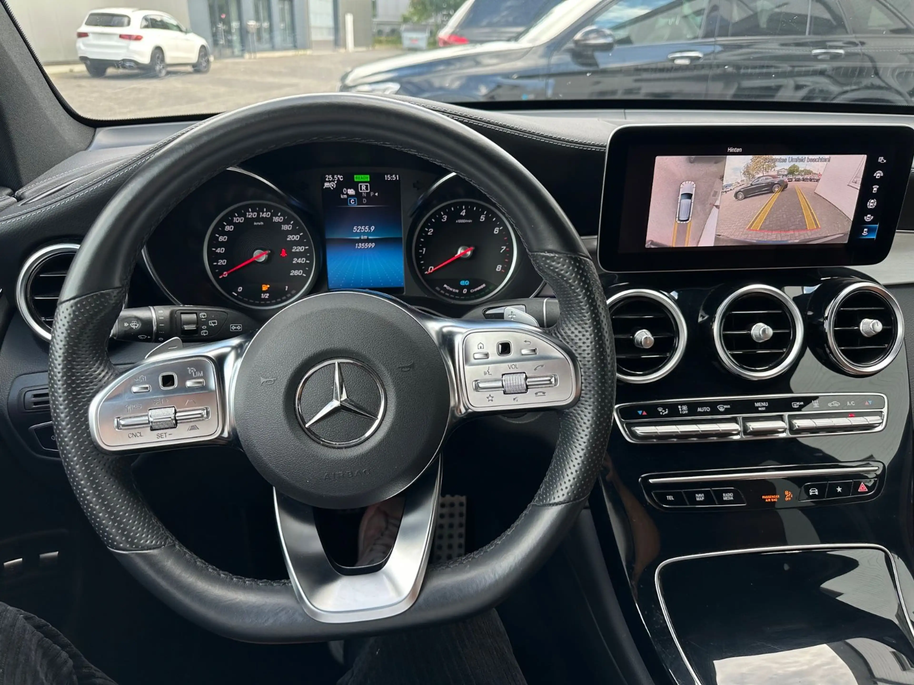 Mercedes-Benz GLC 300 e 4M AMG Line Distro KeylGo HeadUp 360° — photo 8