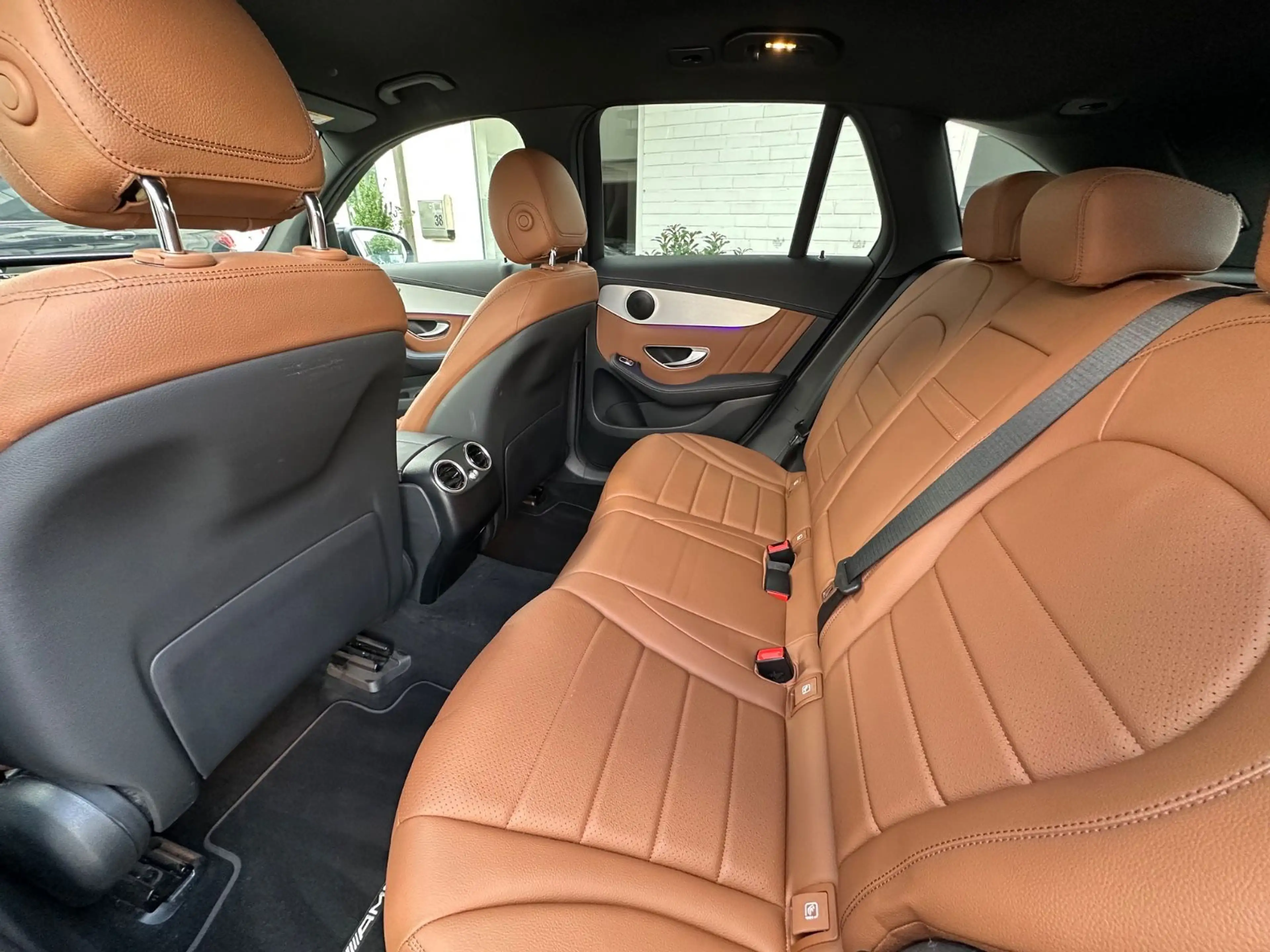 Mercedes-Benz GLC 300 e 4M AMG Line Distro KeylGo HeadUp 360° — photo 12