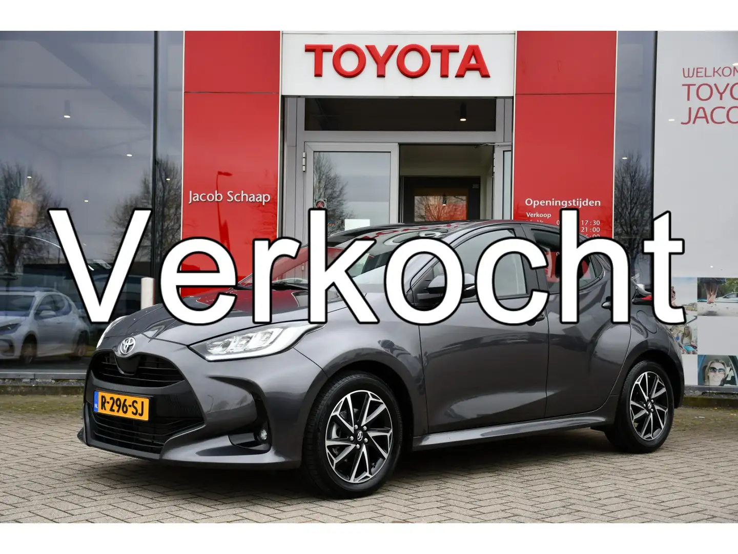 Toyota Yaris 1.5 VVT-i Dynamic 126pk | 6-bak | Keyless | Naviga Gris - 1