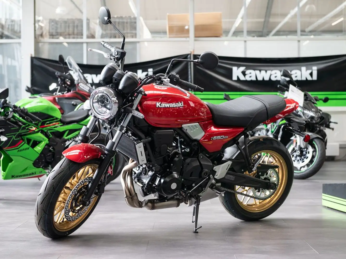 Kawasaki Z 650 RS ABS, sofort lieferbar, Lieferservice Rood - 2