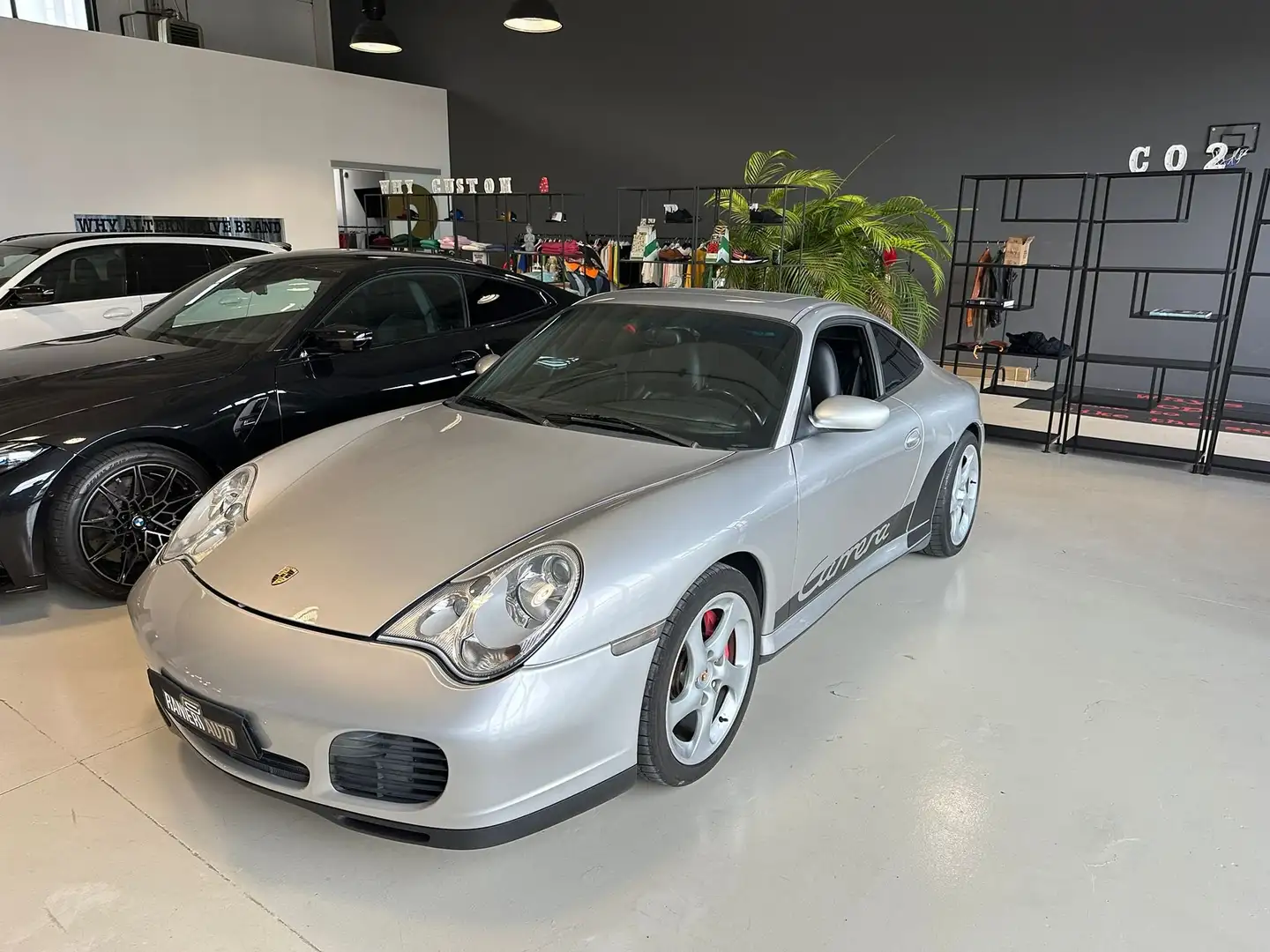 Porsche 911 Coupe 3.6 Carrera 4S Silber - 1