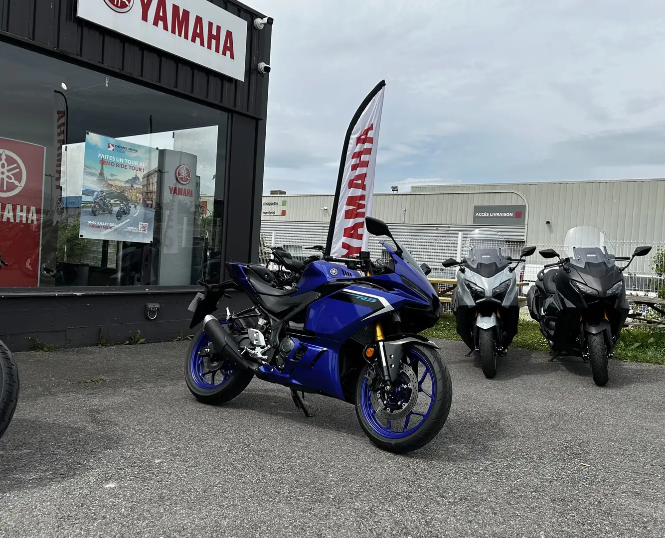 Yamaha YZF-R3 Albastru - 1