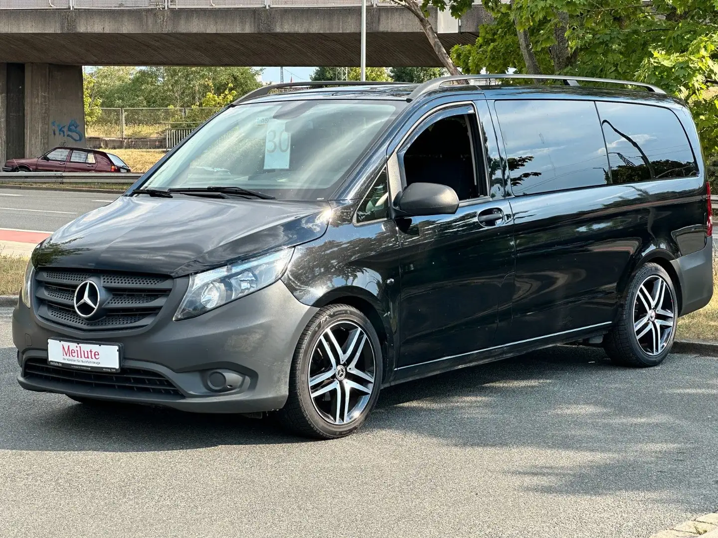 Mercedes-Benz Vito Tourer 114 Pro lang*18 Zoll AMG*9 Sitze Noir - 1