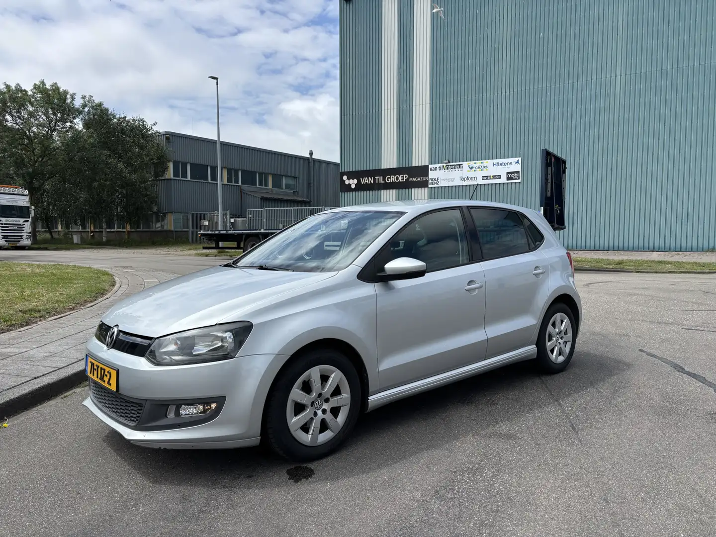 Volkswagen Polo 1.2 TDI BlueMotion Comfortline 5-Deurs 75 PK. Zeer Zilver - 1
