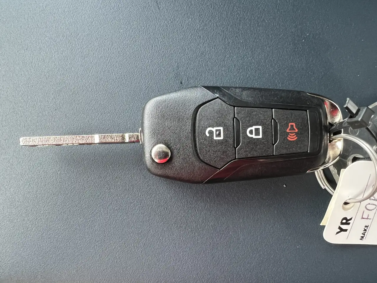 Ford Maverick снимка Ford Maverick