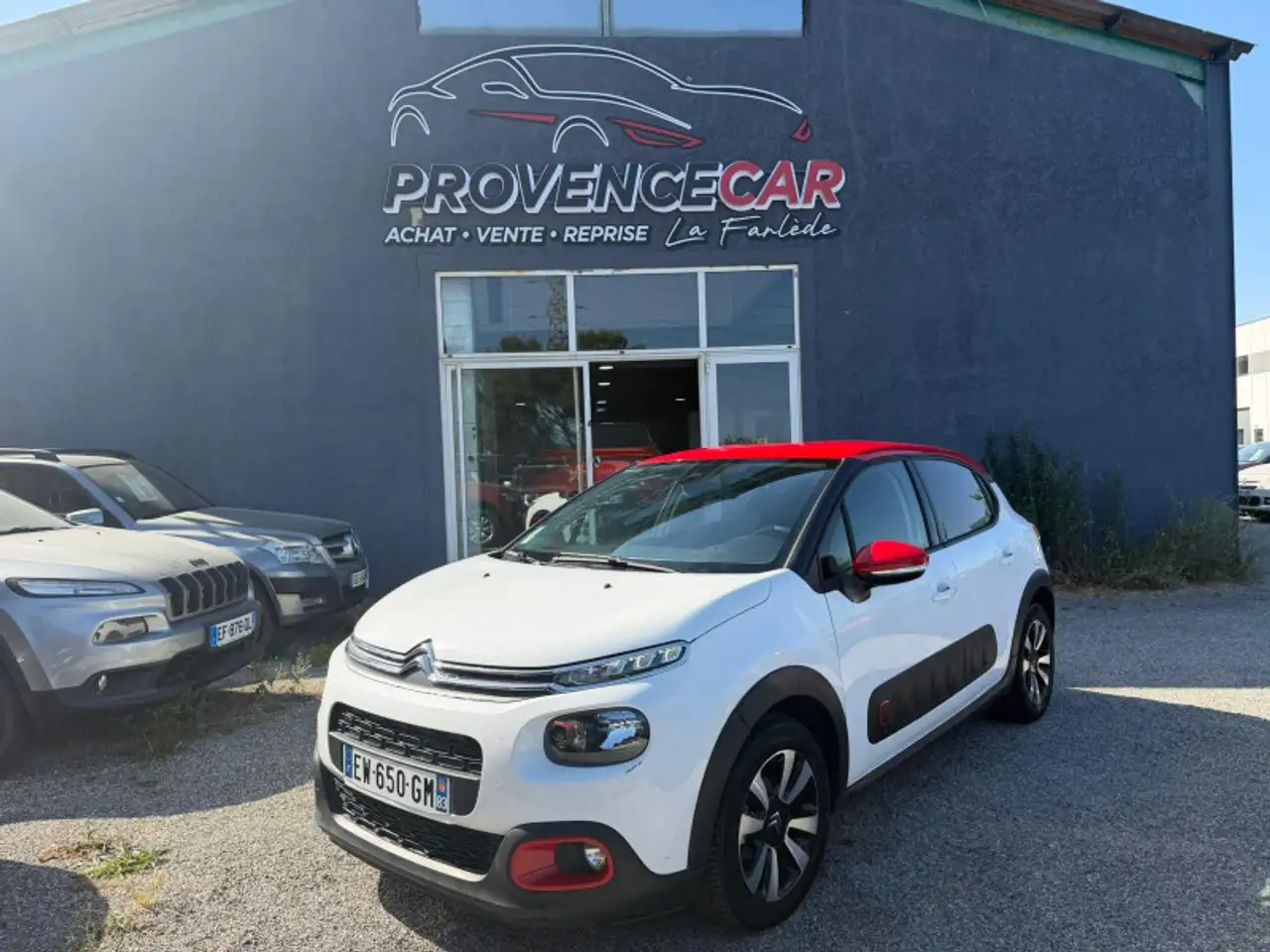 Citroen C3 PURETECH 110CH SHINE S\\u0026S EAT6