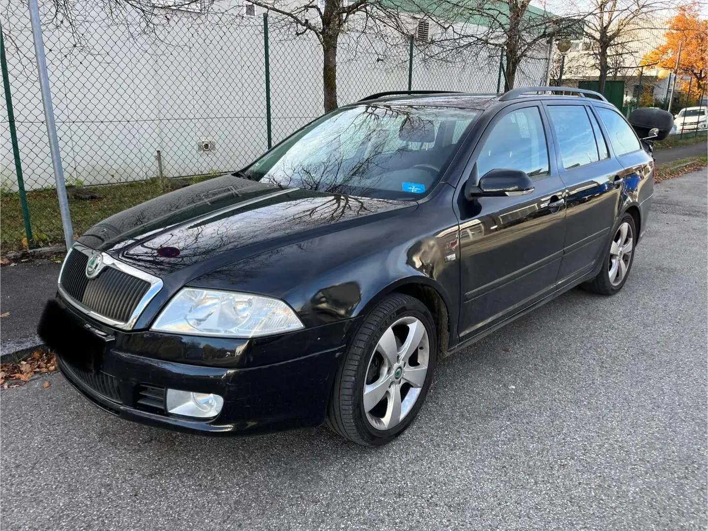 Skoda Octavia Combi 1.8T FSI Ambiente Schwarz - 1