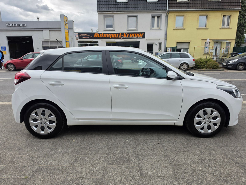 Hyundai i20 Go +KLIMA+ALLWETTER+GARANTIE+ — photo 4