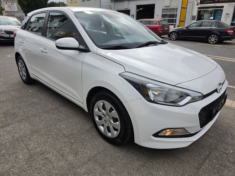 Hyundai i20 Go +KLIMA+ALLWETTER+GARANTIE+ — photo 3