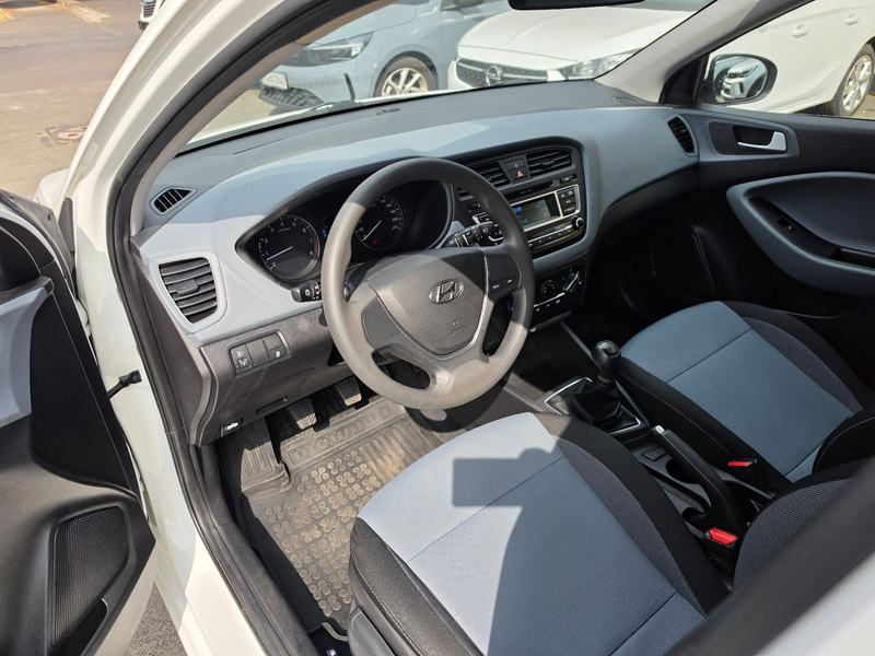 Hyundai i20 Go +KLIMA+ALLWETTER+GARANTIE+ — photo 11