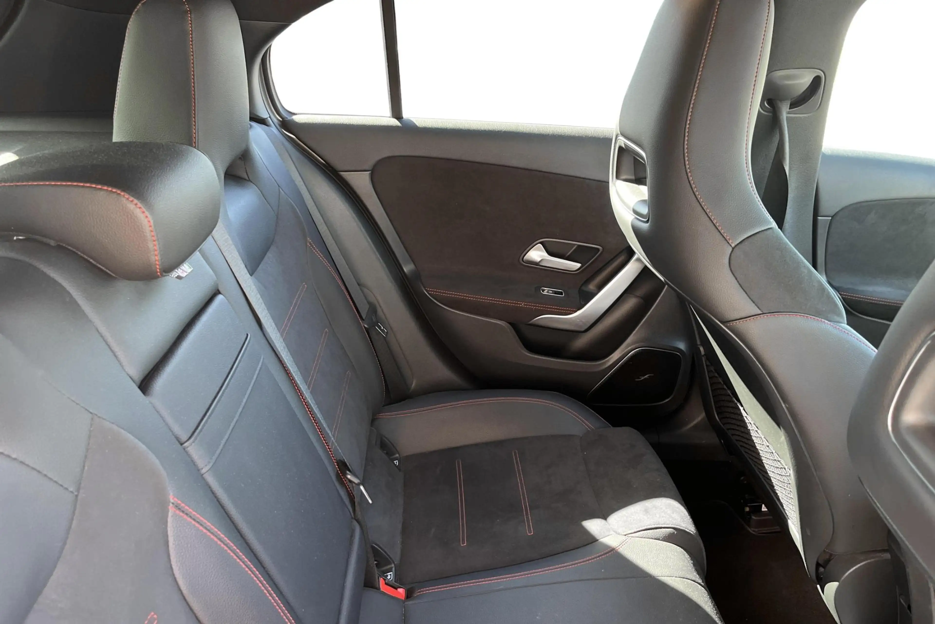 Mercedes-Benz A 200 A — photo 7