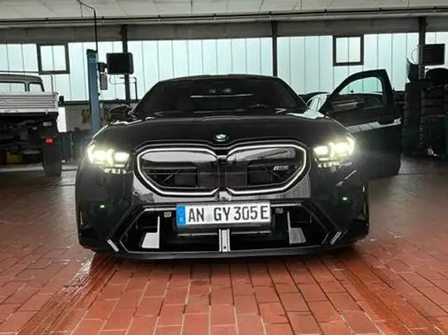 BMW M5