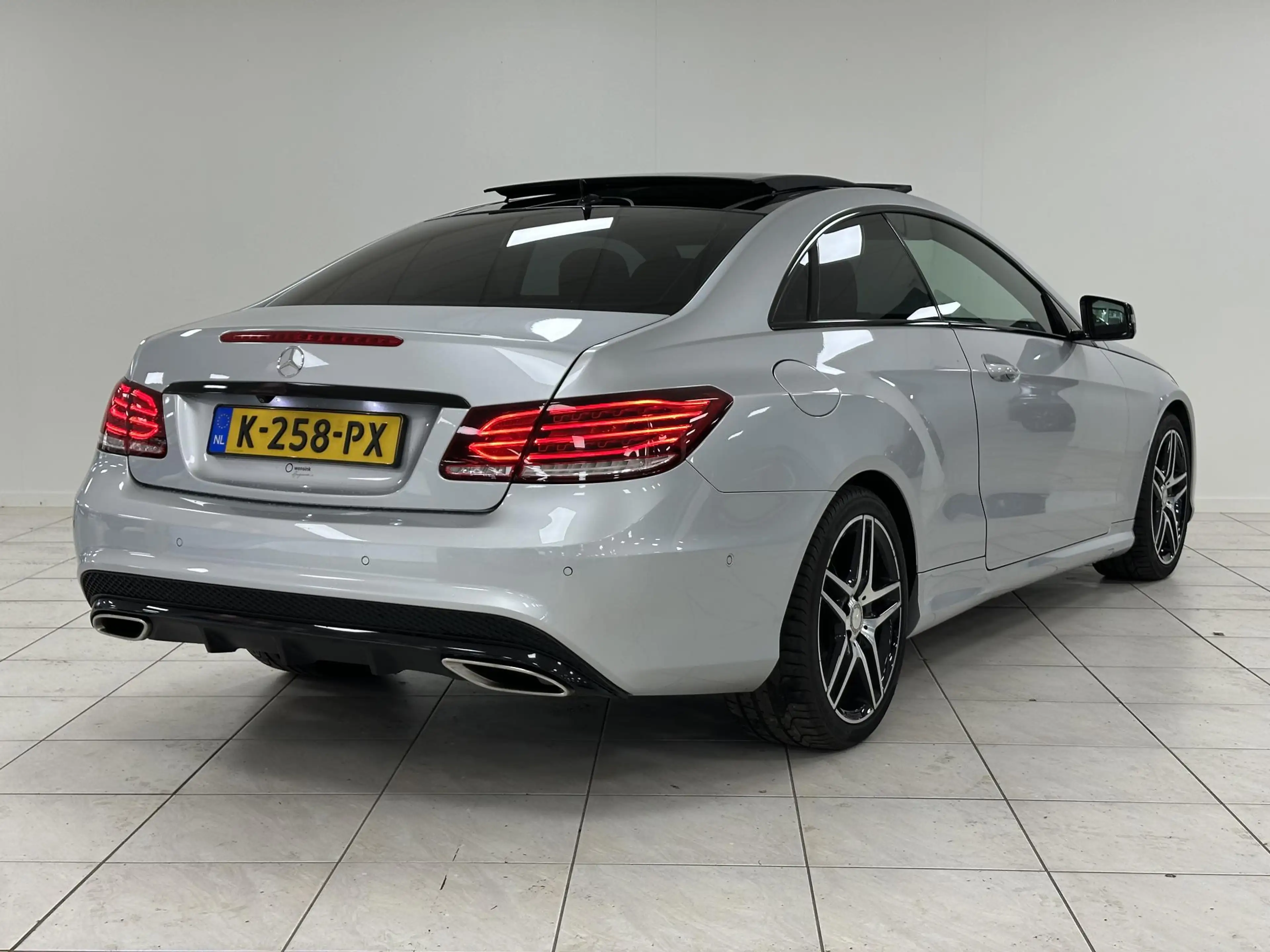 Mercedes-Benz E 250 Coupé Prestige BIJZONDERE AUTO | PANORAMADAK | ACH — photo 2