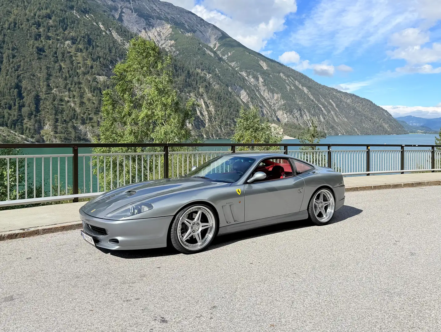 Ferrari 550 Grau - 1