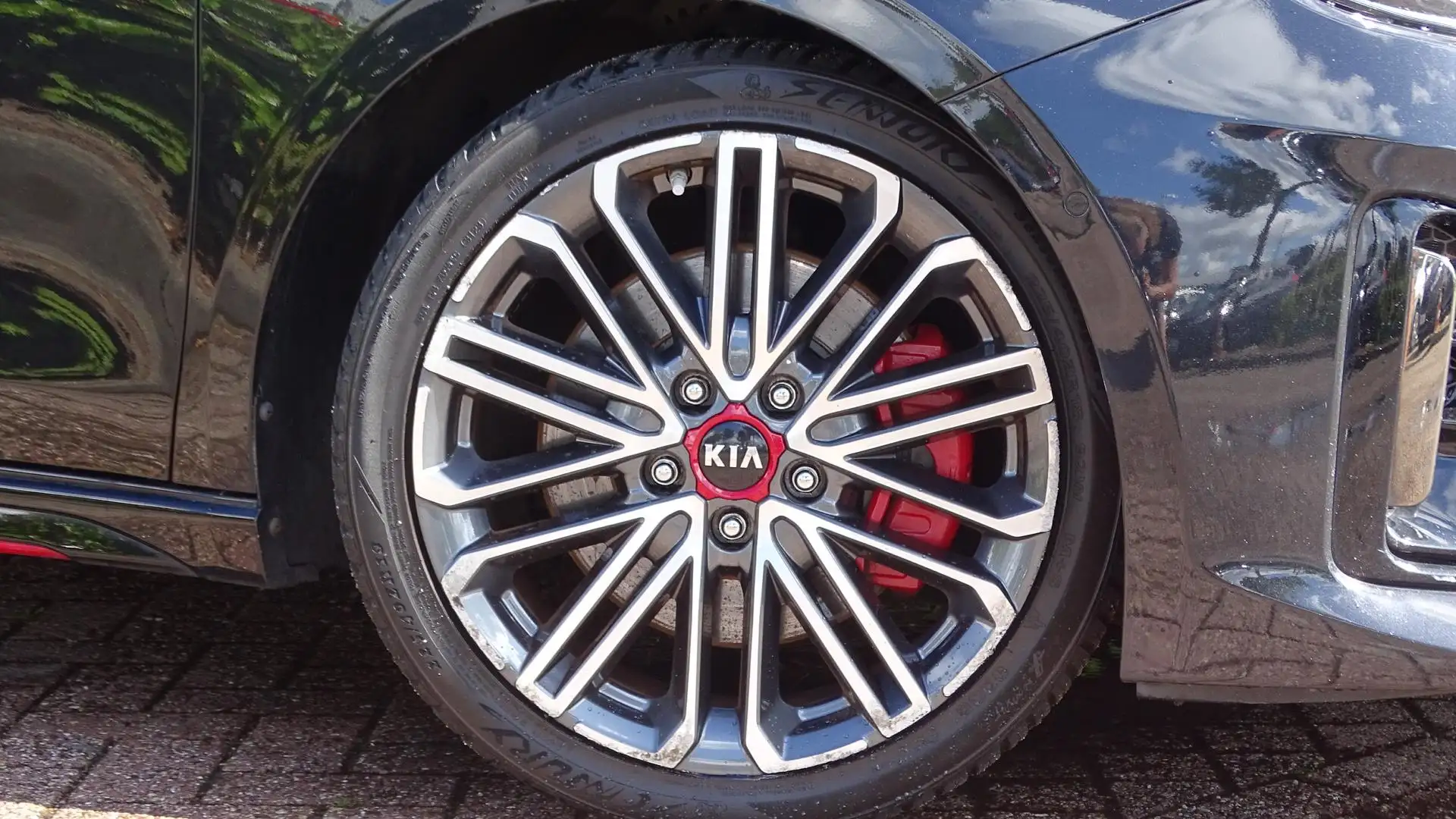 Kia Ceed / cee'd 1.6 T-GDi GT 204PK Automaat / Pano / JBL / Vol opt Noir - 2