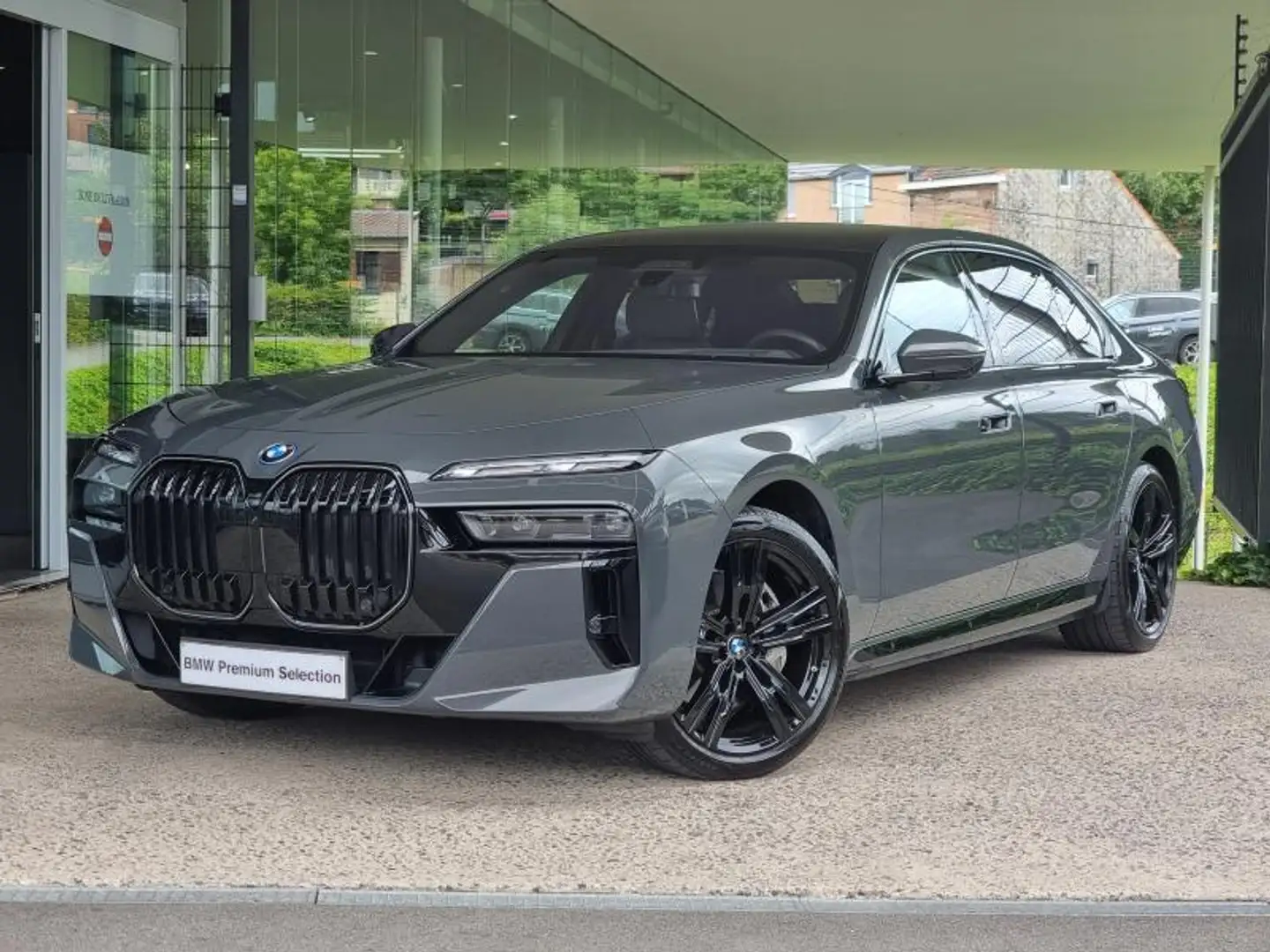 BMW i7 xDrive 60 Grijs - 1