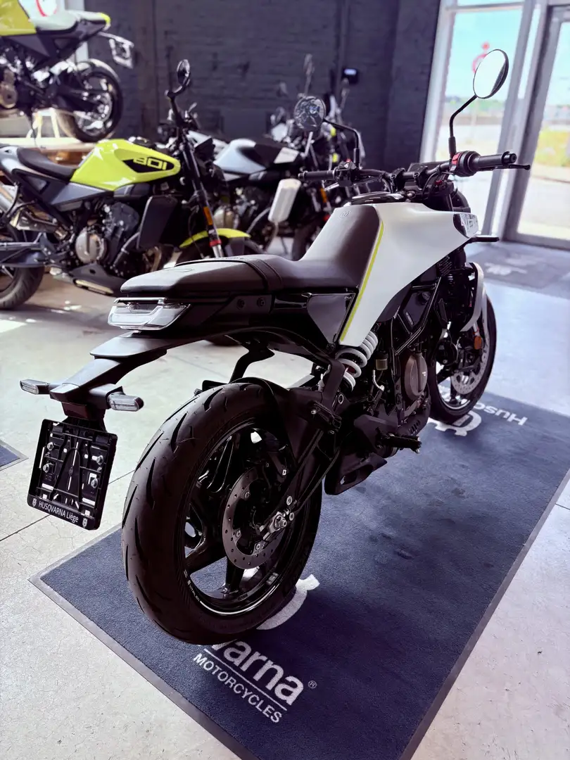 Husqvarna Vitpilen 401 - 1