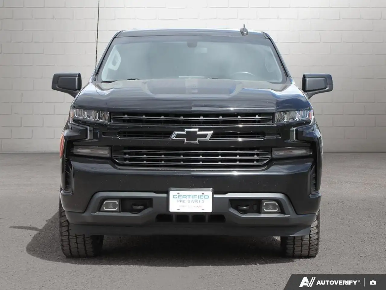 Chevrolet Silverado 1500 снимка Chevrolet Silverado 1500