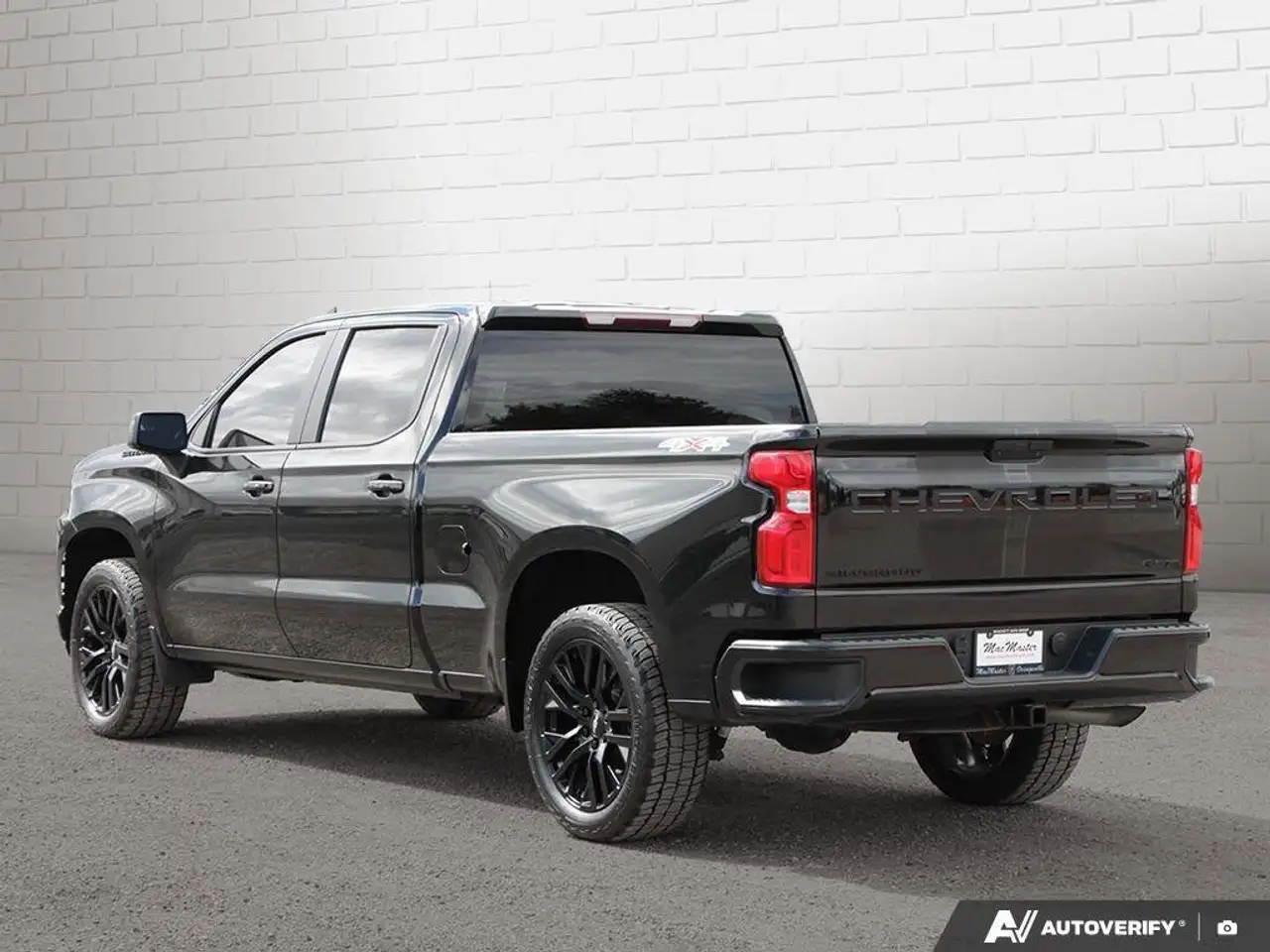 Chevrolet Silverado 1500 снимка Chevrolet Silverado 1500