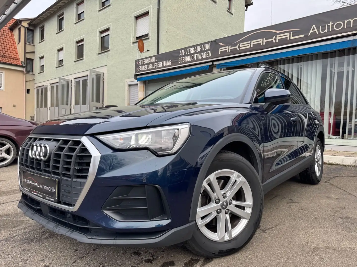 Audi Q3 35 TDI*S-Tronic*Virtual*NAVI*LED*SIDE+LANE* Bleu - 1