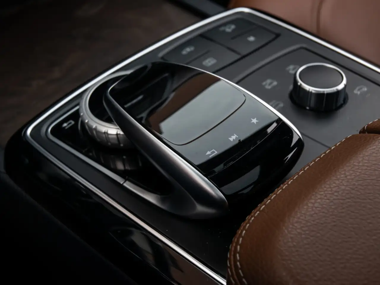 Mercedes-Benz GLE снимка Mercedes-Benz GLE
