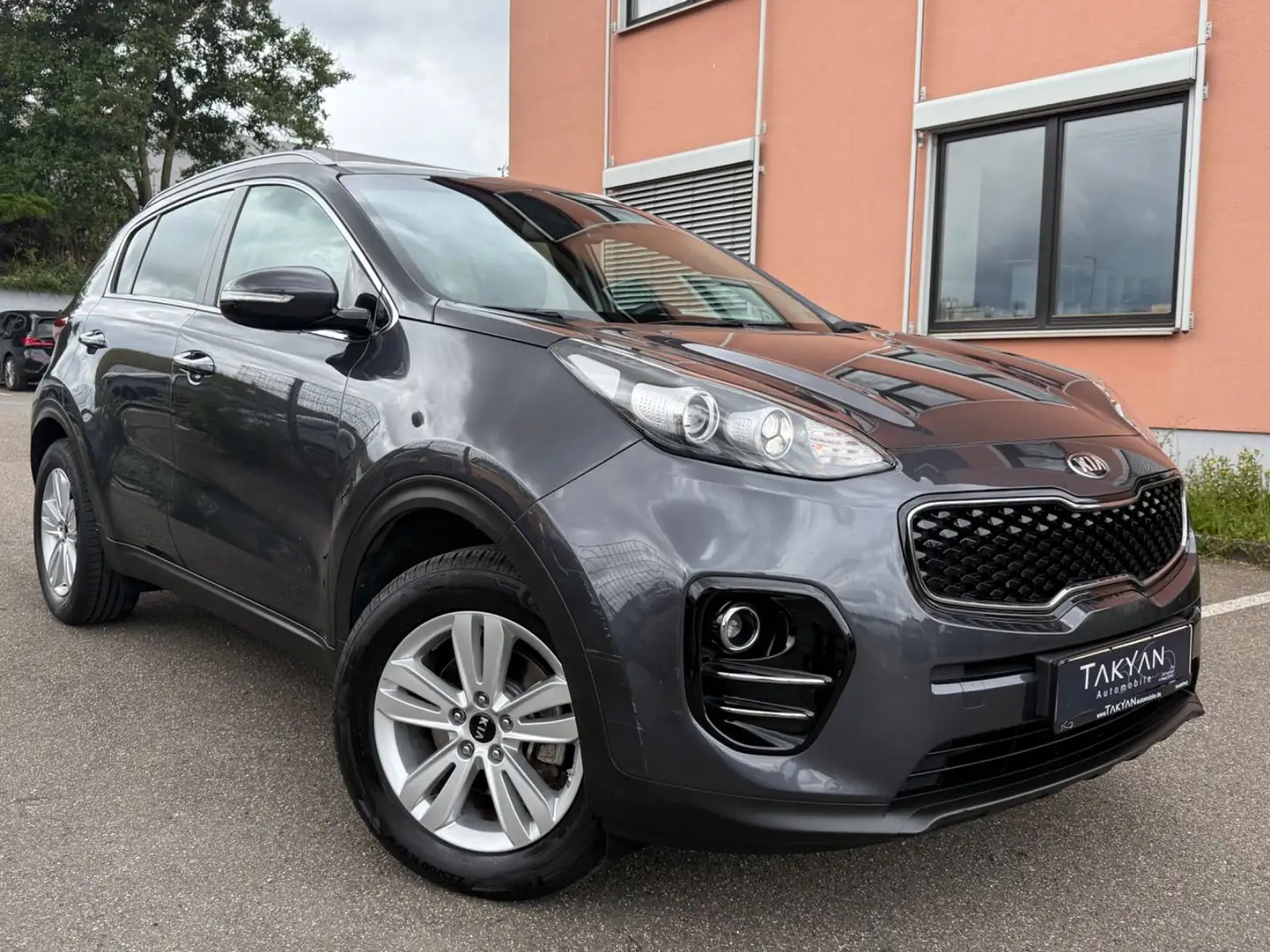 Kia Sportage Dream Team 2WD / 1.Hand / NAVI - 1