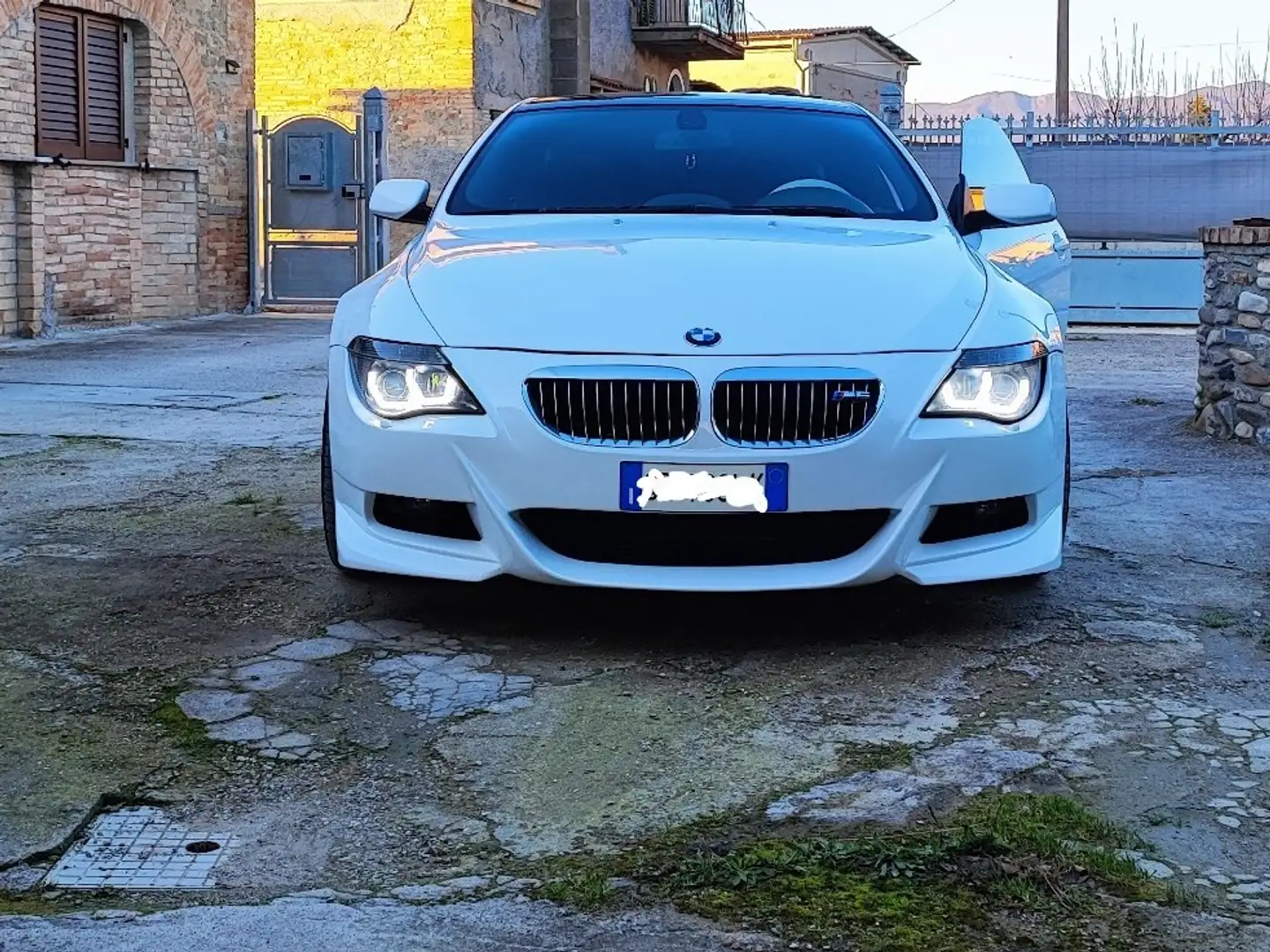 BMW 630 630Ci Coupe Білий - 2