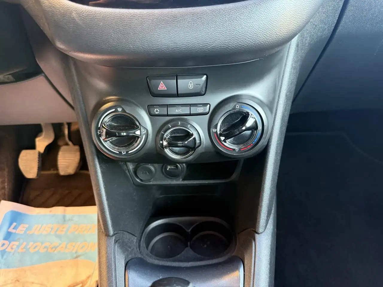 Peugeot 208 208 — photo 27