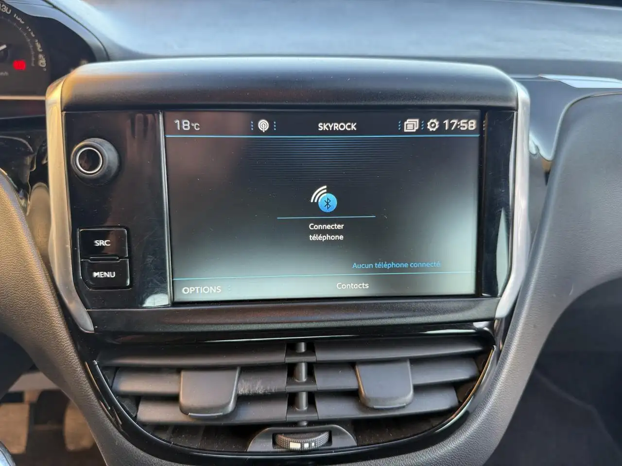 Peugeot 208 208 — photo 34