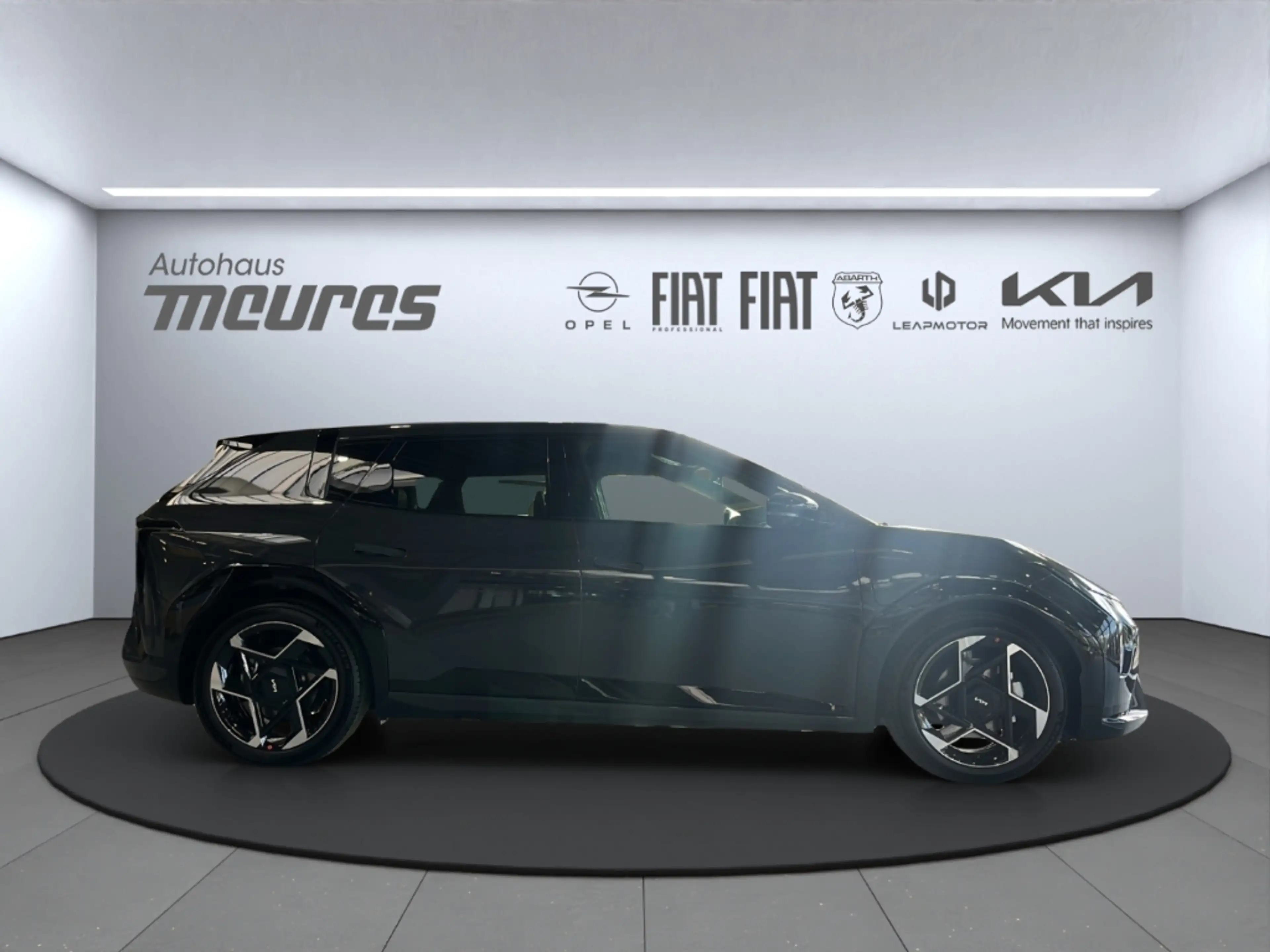 Kia EV4 81,4 kWh GT-Line V2L V2X Klimasitze El. Heckklappe — photo 5