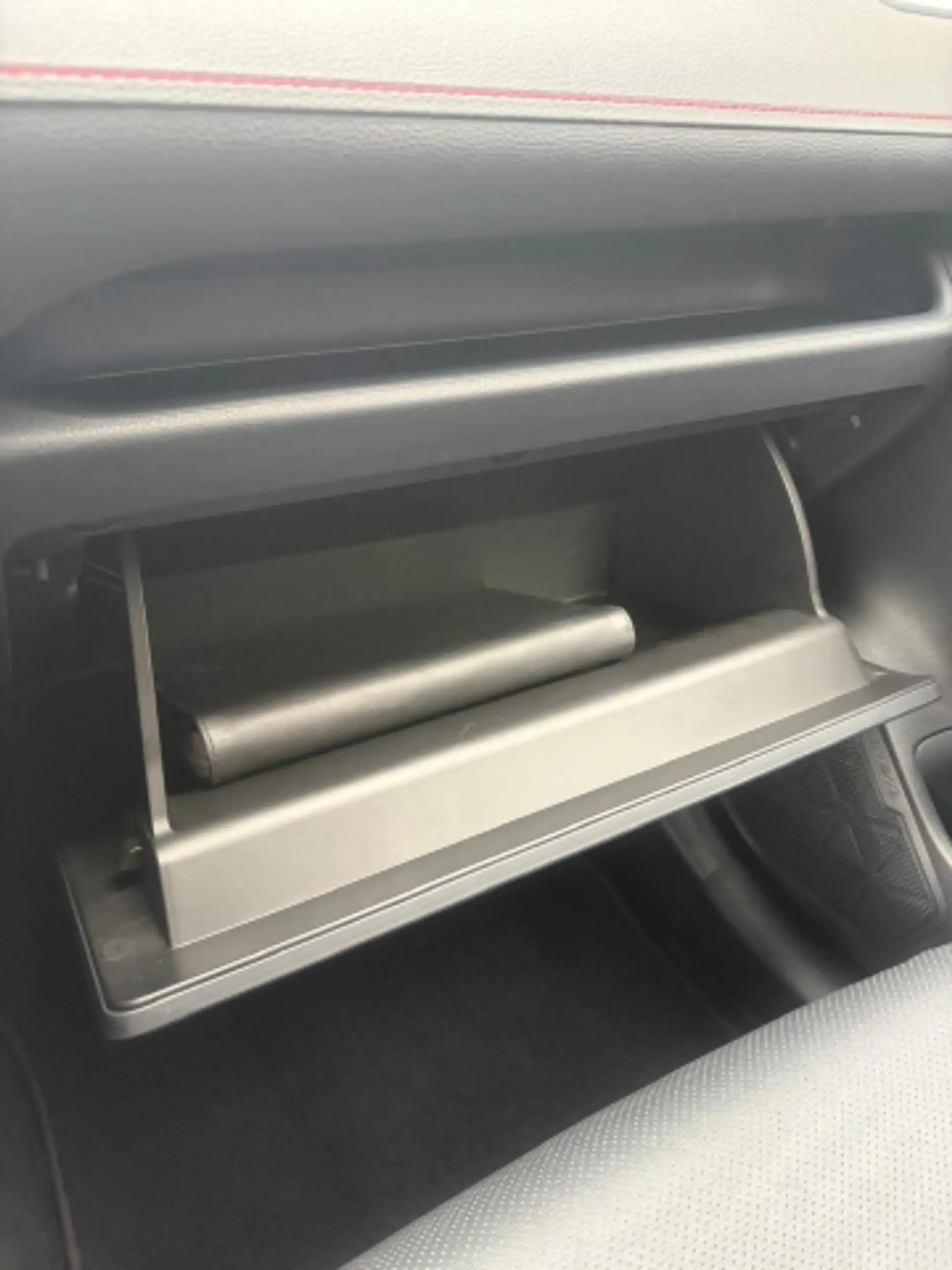 Toyota RAV 4 RAV 4 - 2,5 l PlugIn — photo 15