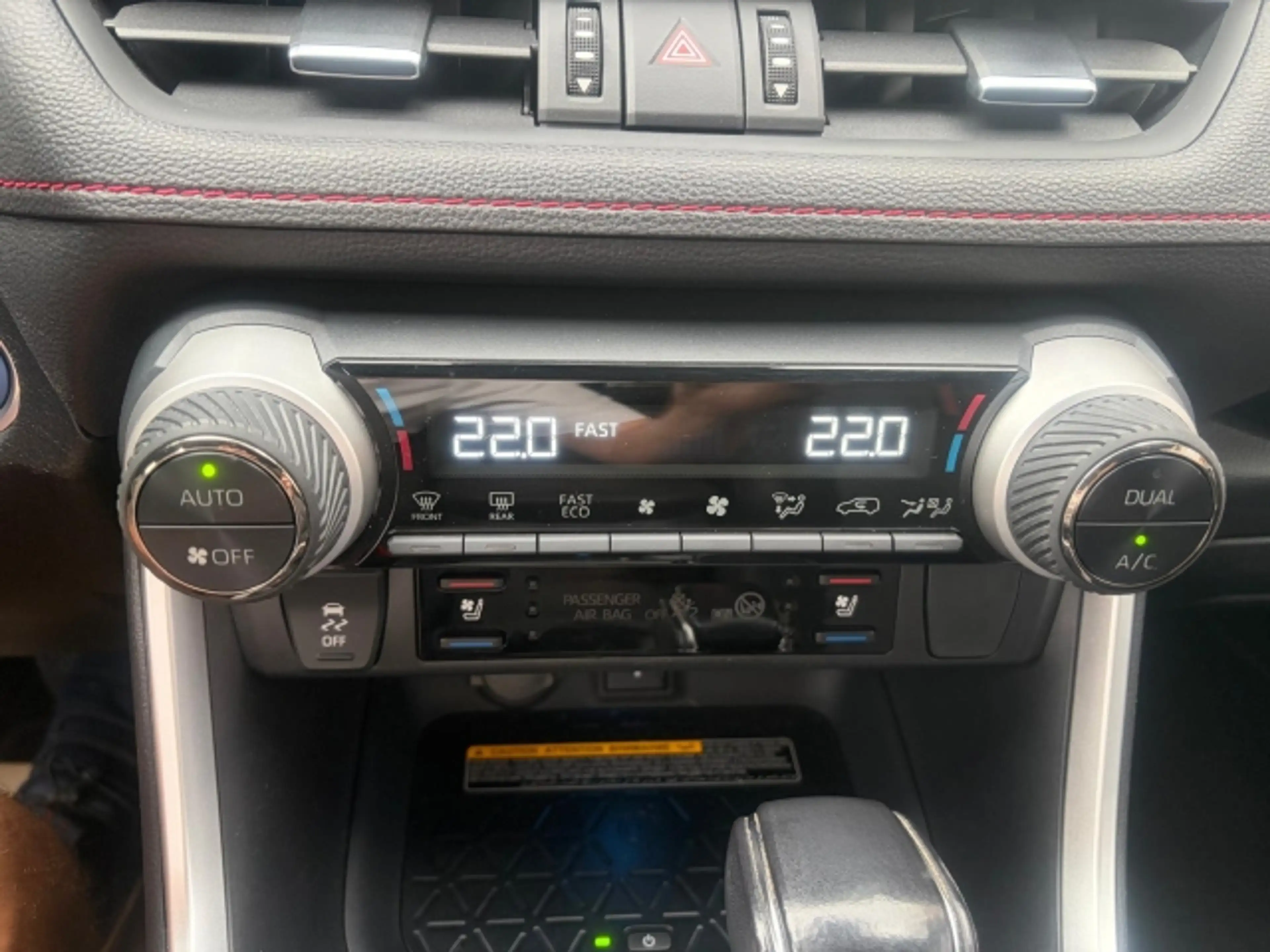 Toyota RAV 4 RAV 4 - 2,5 l PlugIn — photo 14