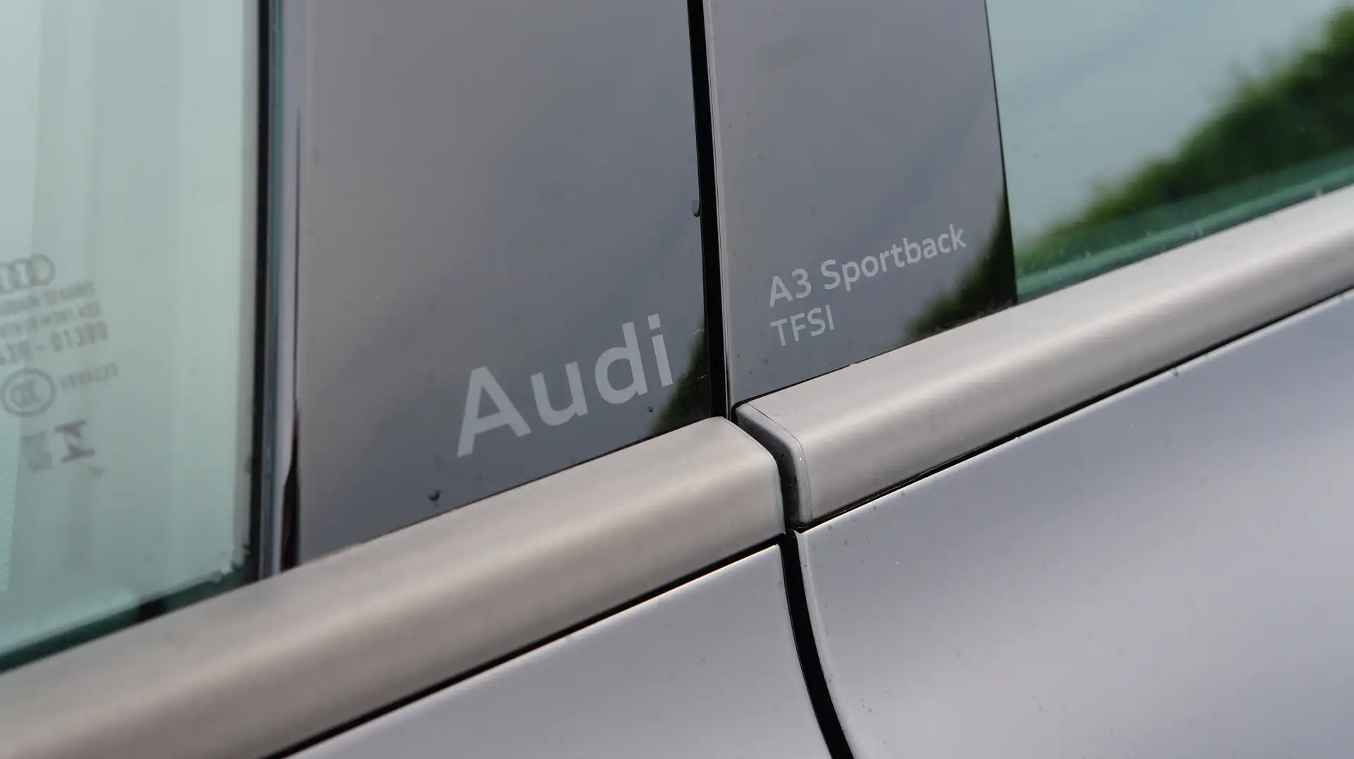 Audi A3 Sportback 35 TFSI 150 pk S-tronic Nieuwe wagen ! Noir - 2