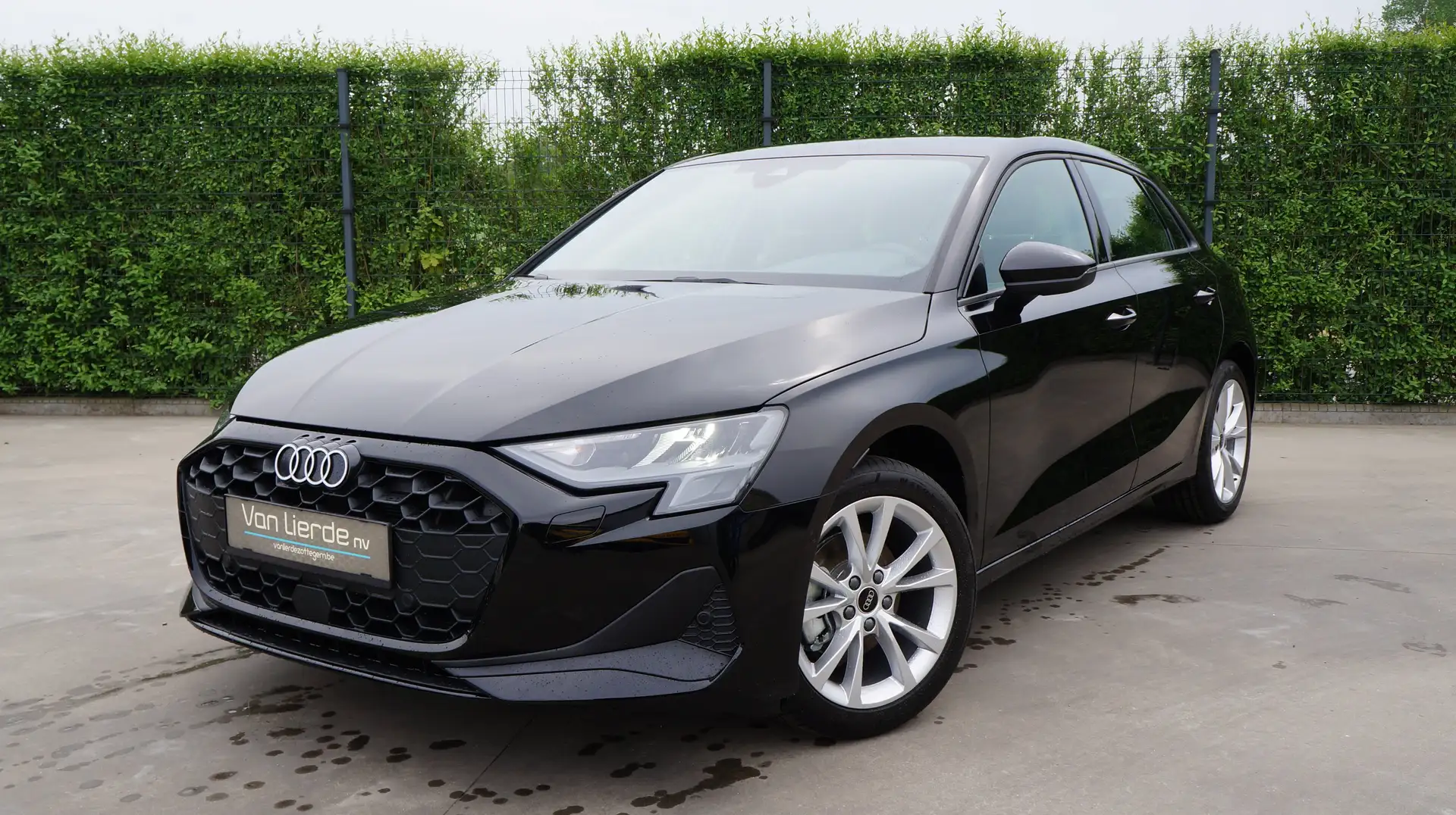 Audi A3 Sportback 35 TFSI 150 pk S-tronic Nieuwe wagen ! Noir - 1