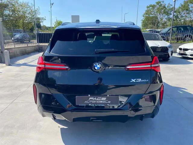 BMW X3 view 14