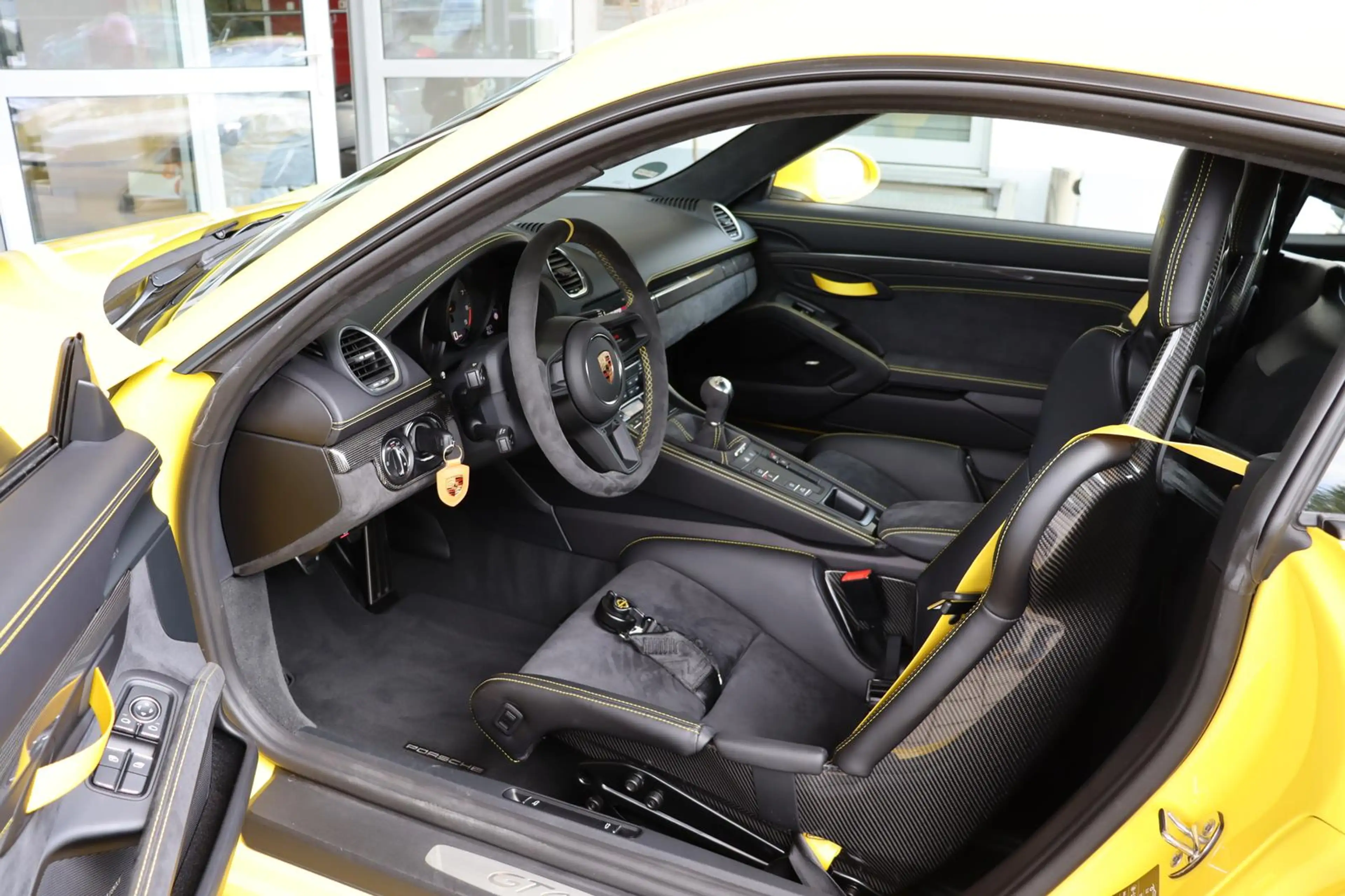 Porsche Cayman 718 GT4 4.0 Clubsport / Schale / Chrono / Bose — photo 2